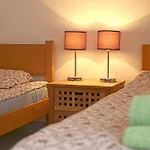Mira * غورني كارين
