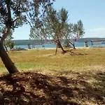 Mira Apartman Gornji Karin