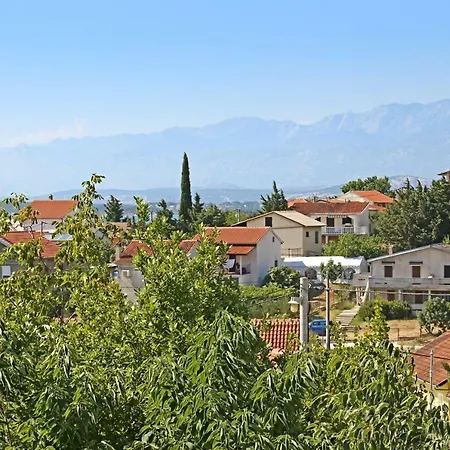Mira Apartament