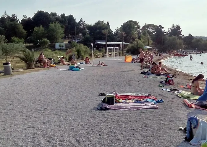 Mira アパート *